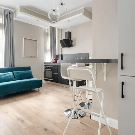 Just Urban - Stunning - Moscova Brera